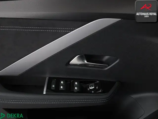Opel Astra view 14