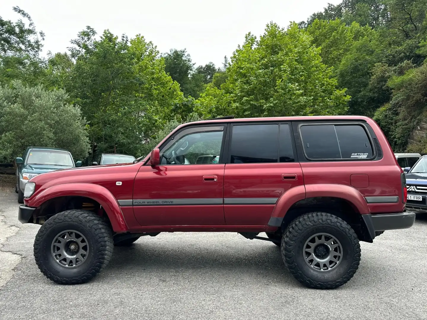 Toyota Land Cruiser HDJ 80 Station Wagon Burdeos - 2
