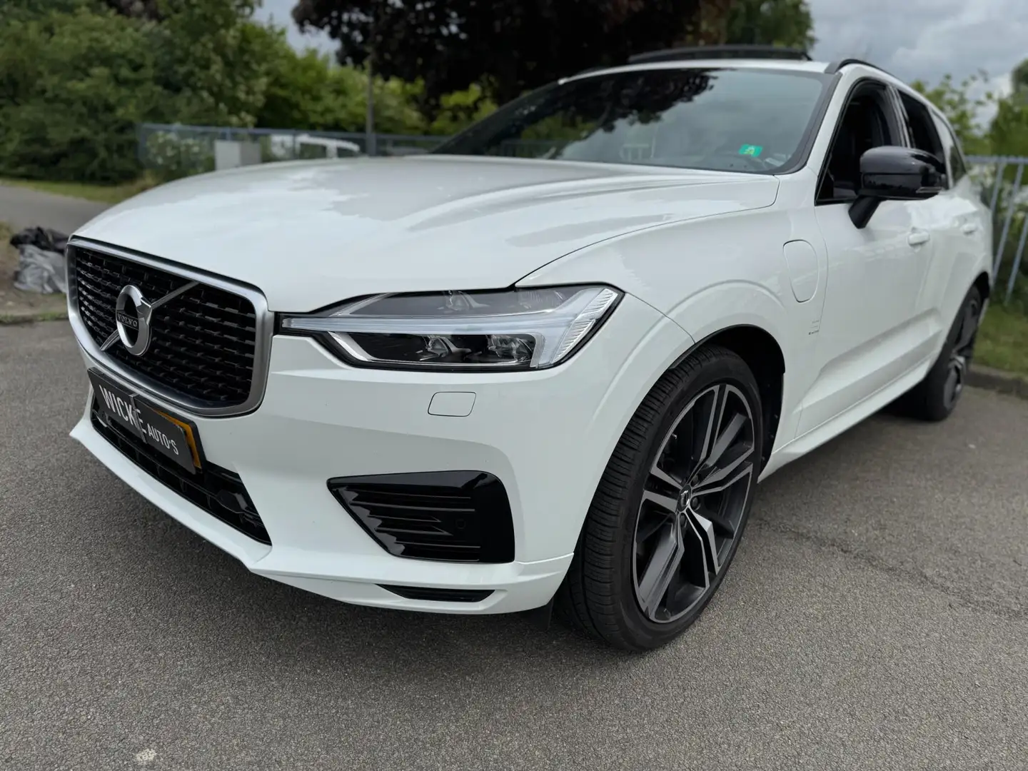 Volvo XC60 2.0 T8 Twin Engine AWD Inscription Pano Plug in Ca Wit - 2
