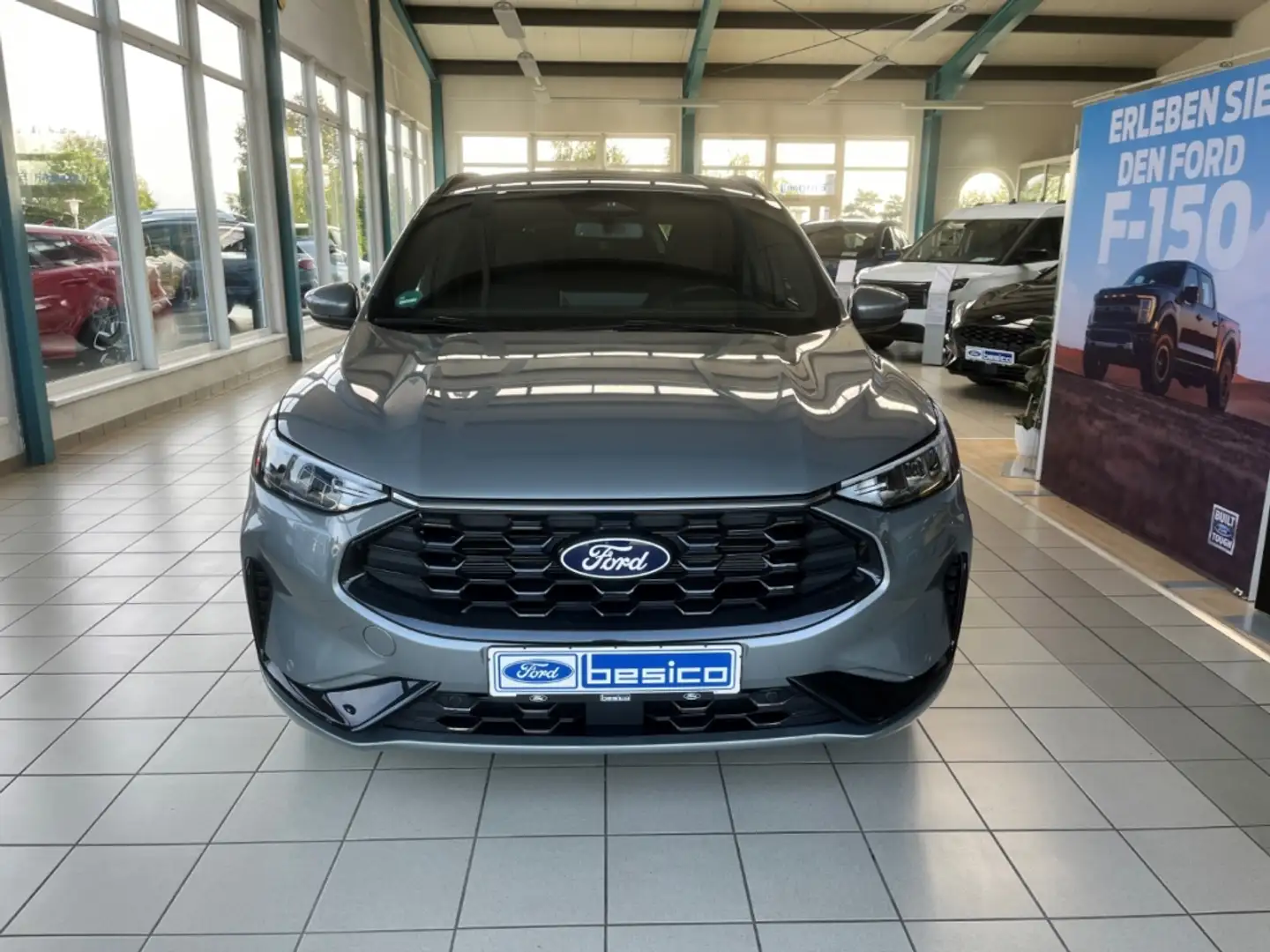 Ford Kuga ST-Line FHEV+DAB+LED+NAV+KeyFr.+SHZ+LMF+PDC Silber - 2