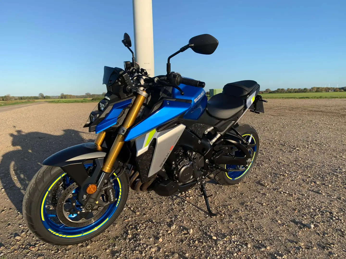 Suzuki GSX-S 1000 Bleu - 1