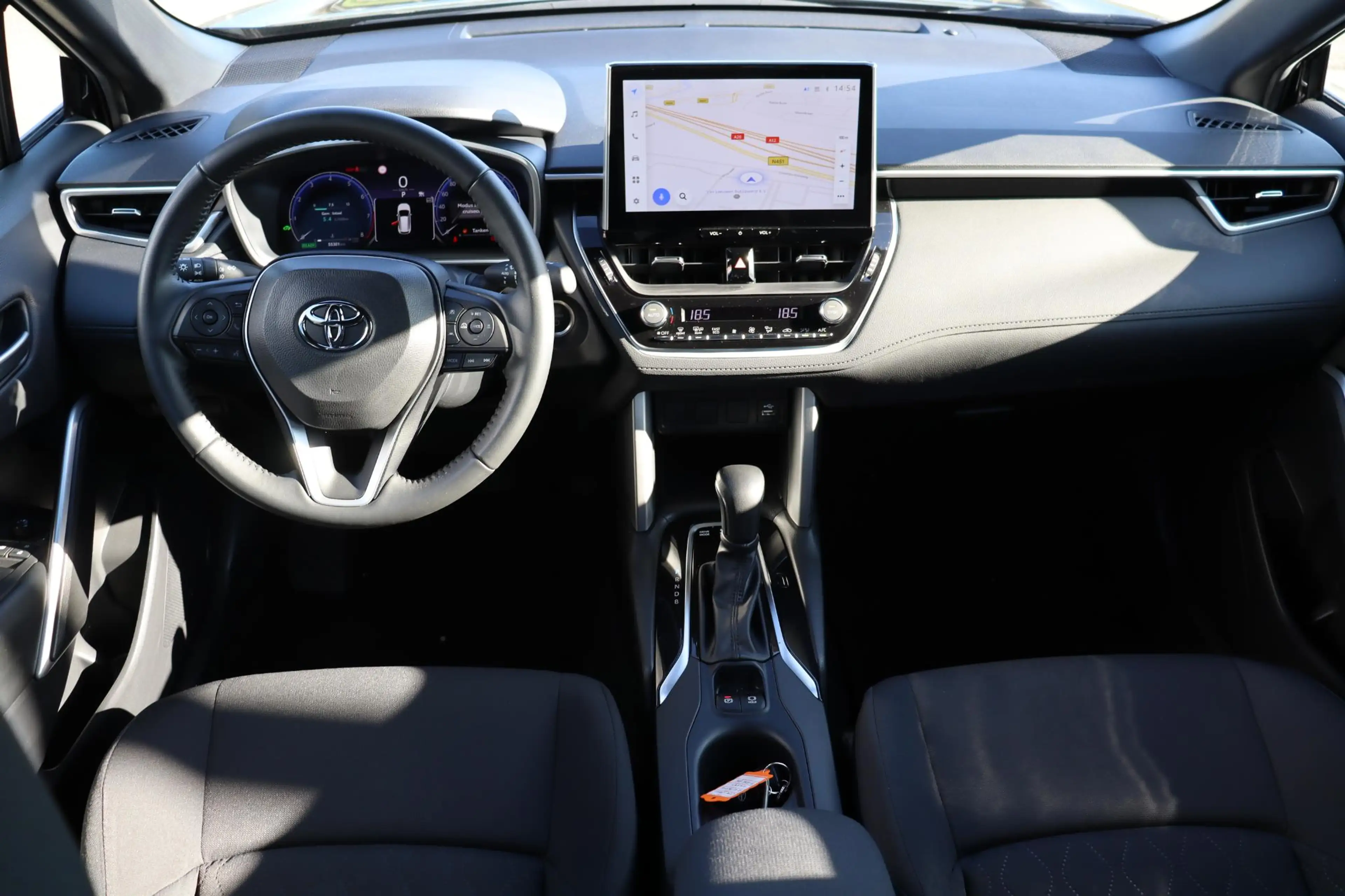 Toyota Corolla Cross 2.0 High Power Hybrid Active Apple carplay , Andro — photo 4