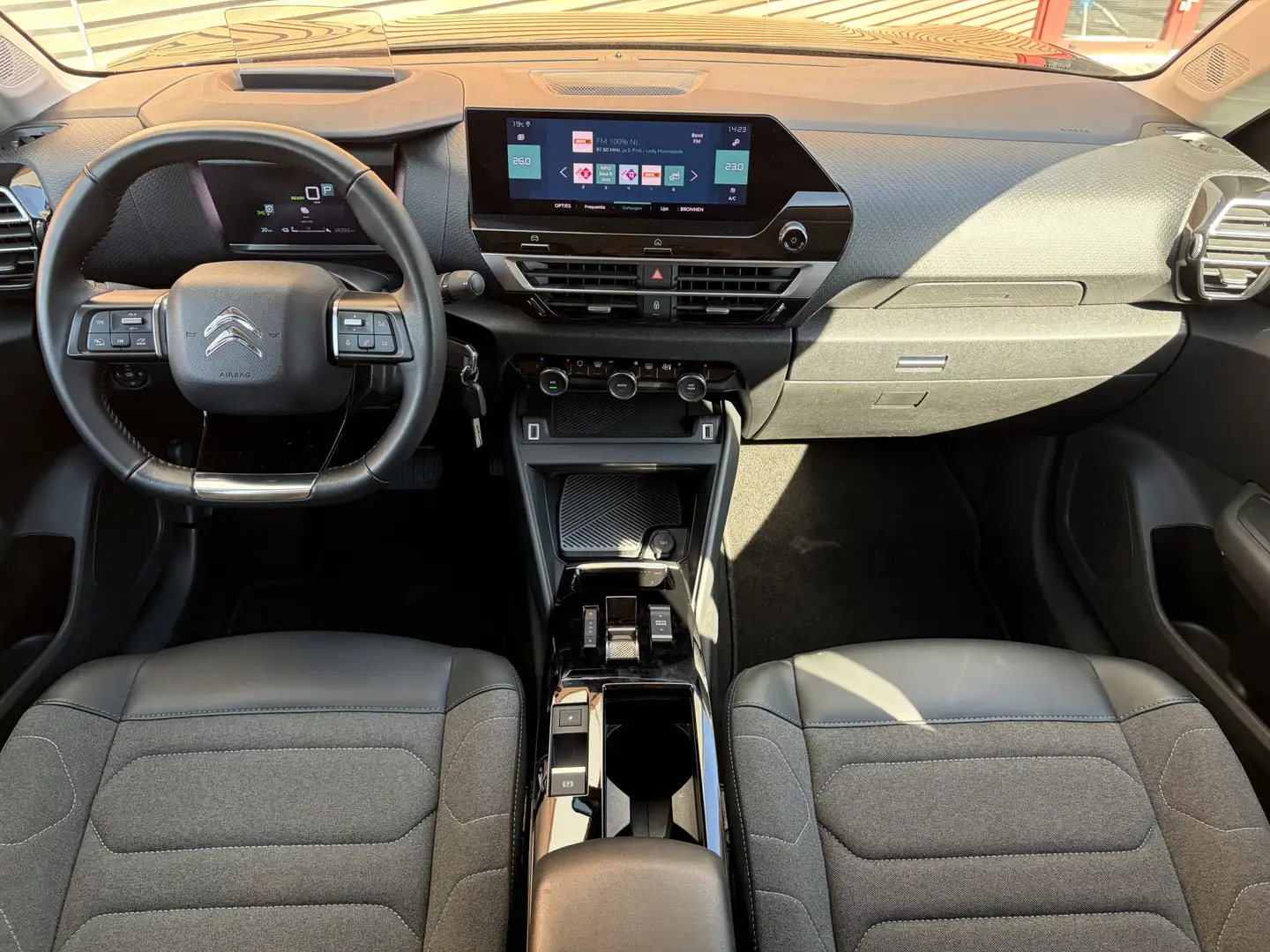 Citroen E-C4 Electric Feel 50 kWh Head-up / Navi / Clima / Carplay Negro - 2