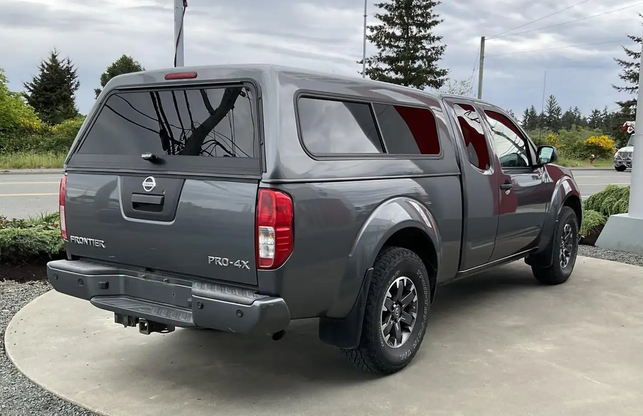 Nissan Frontier снимка Nissan Frontier