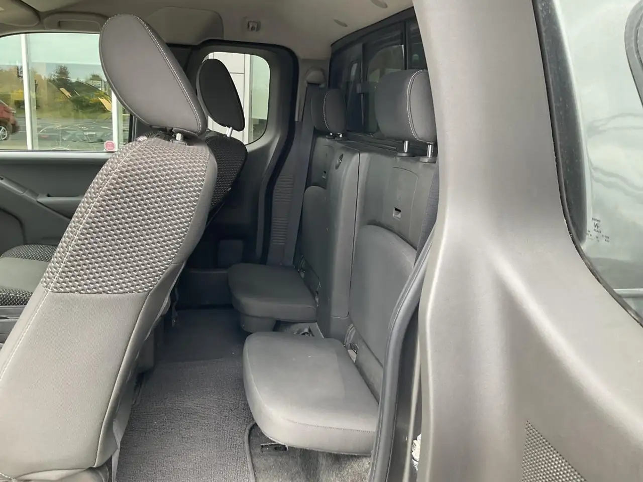 Nissan Frontier снимка Nissan Frontier