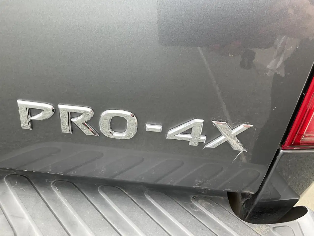 Nissan Frontier снимка Nissan Frontier