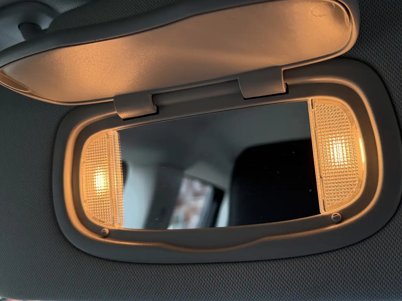 Jeep Compass 1.5T e-Hybrid Altitude Key less/360 Camera/Stoel e 29