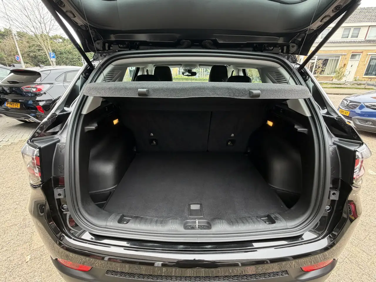 Jeep Compass 1.5T e-Hybrid Altitude Key less/360 Camera/Stoel e 35