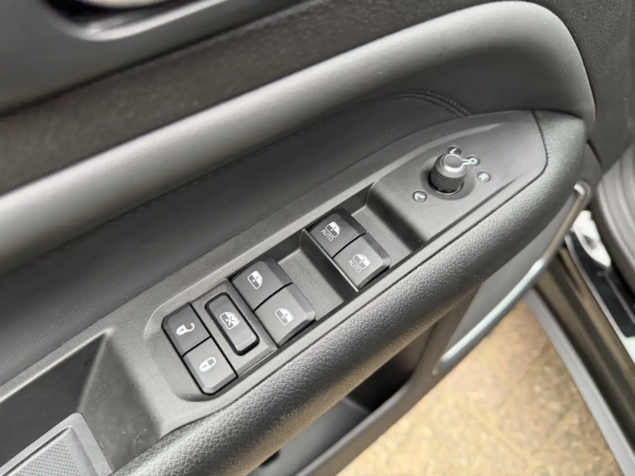 Jeep Compass 1.5T e-Hybrid Altitude Key less/360 Camera/Stoel e 15