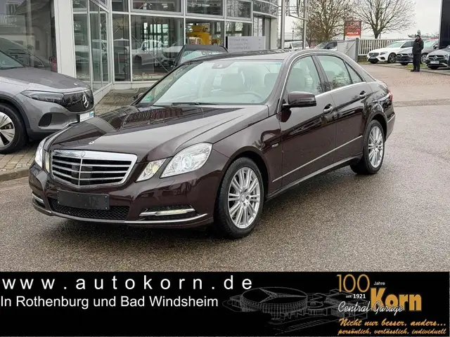 Mercedes-Benz E 350 CGI Elegance BE ACC AHK AUT Fernlichtass.