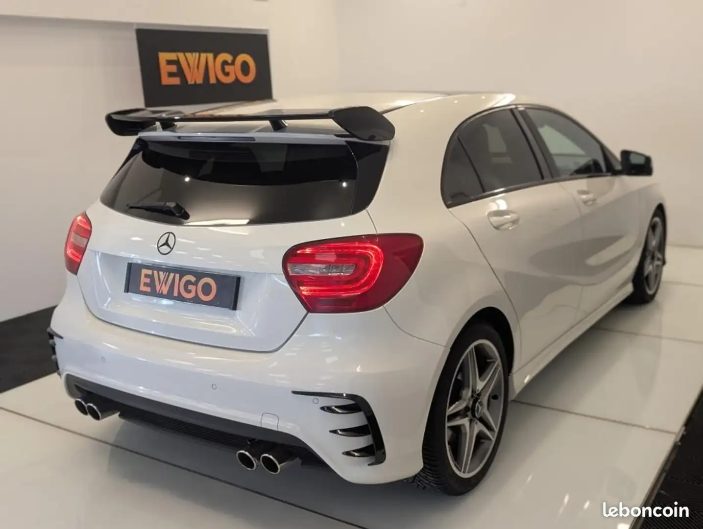 Mercedes-Benz A 180 Mercedes 180 122ch FASCINATION BVM6 Wit - 2