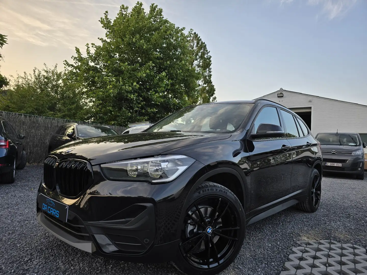 BMW X1 sDrive18i-Sport-Line/Leder/Navi/Cruis/Trekhaak/ Noir - 1