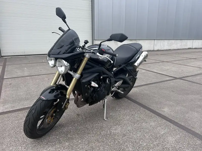 Triumph Street Triple 675 - foto 3