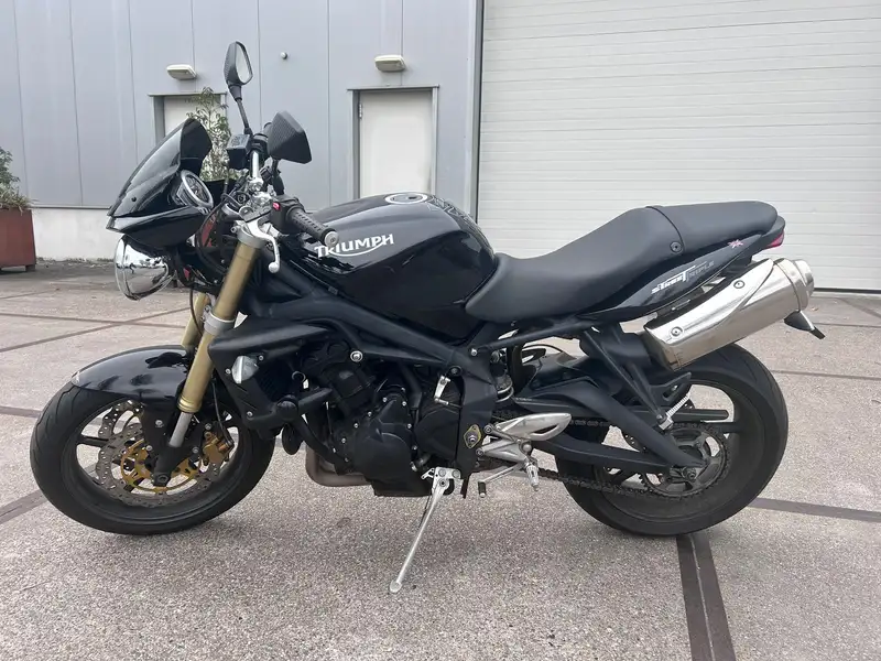 Triumph Street Triple 675 - foto 4