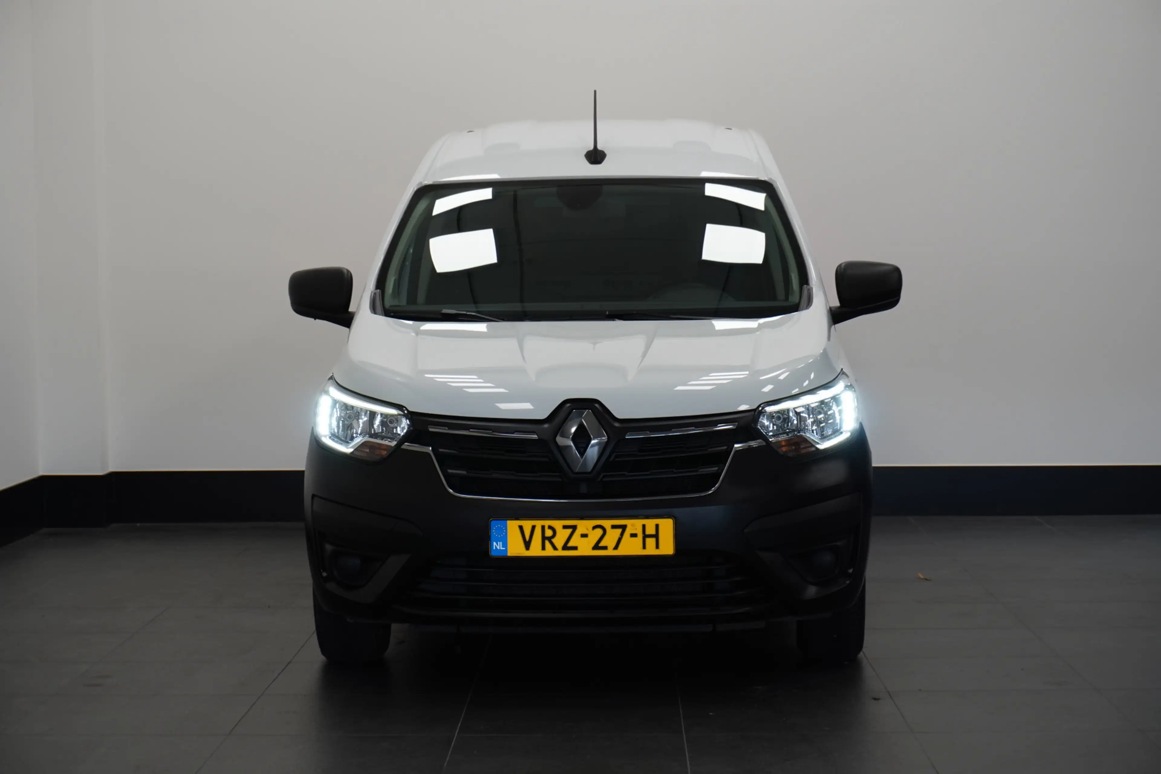 Renault Express 1.5 dCi EURO 6 - Airco - Cruise - PDC - € 11.900,- — photo 9