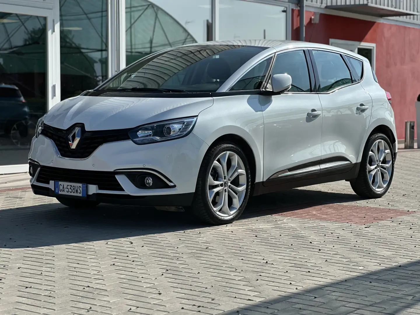 Renault Scenic Scenic IV 2017 1.7 blue dci Intens 120cv edc Bianco - 2