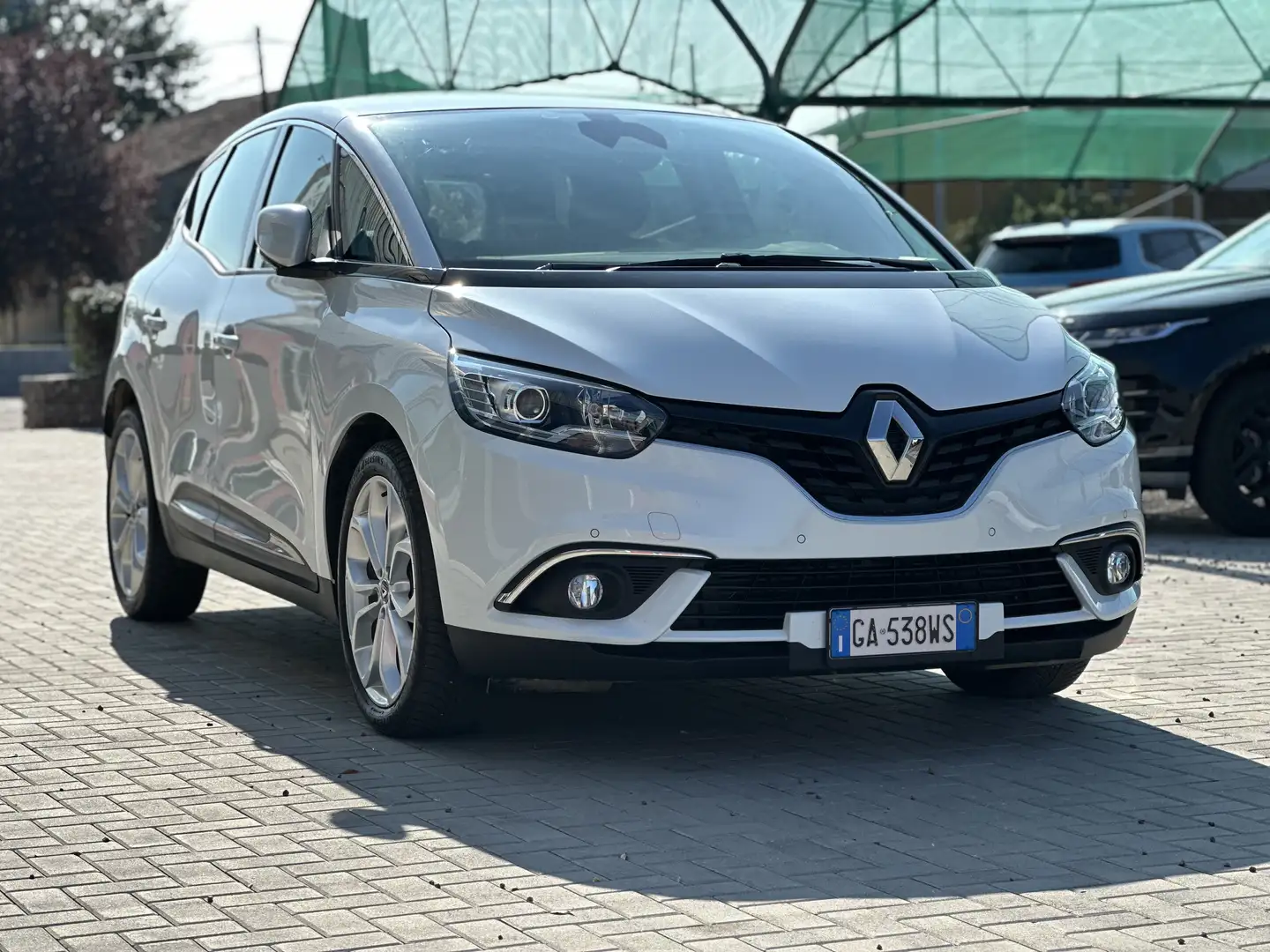 Renault Scenic Scenic IV 2017 1.7 blue dci Intens 120cv edc Bianco - 1