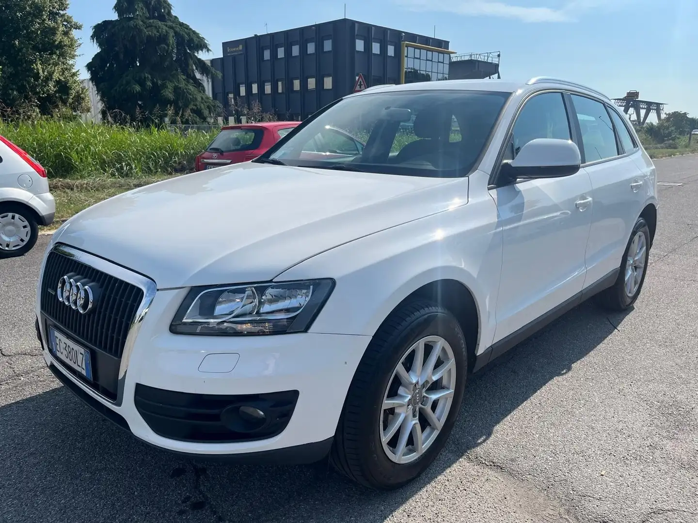 Audi Q5 2.0 TDI 143 CV quattro Bianco - 1