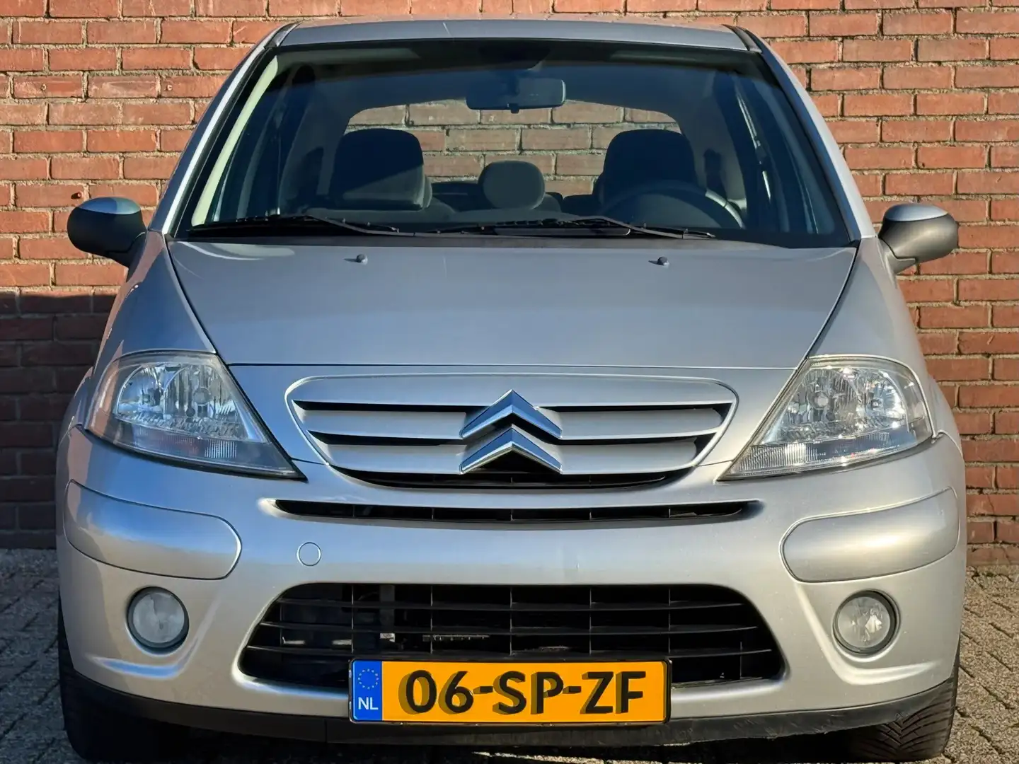 Citroen C3 1.6i-16V EXCLUSIVE | NL-AUTO! | CRUISE! | CLIMA! Grau - 2