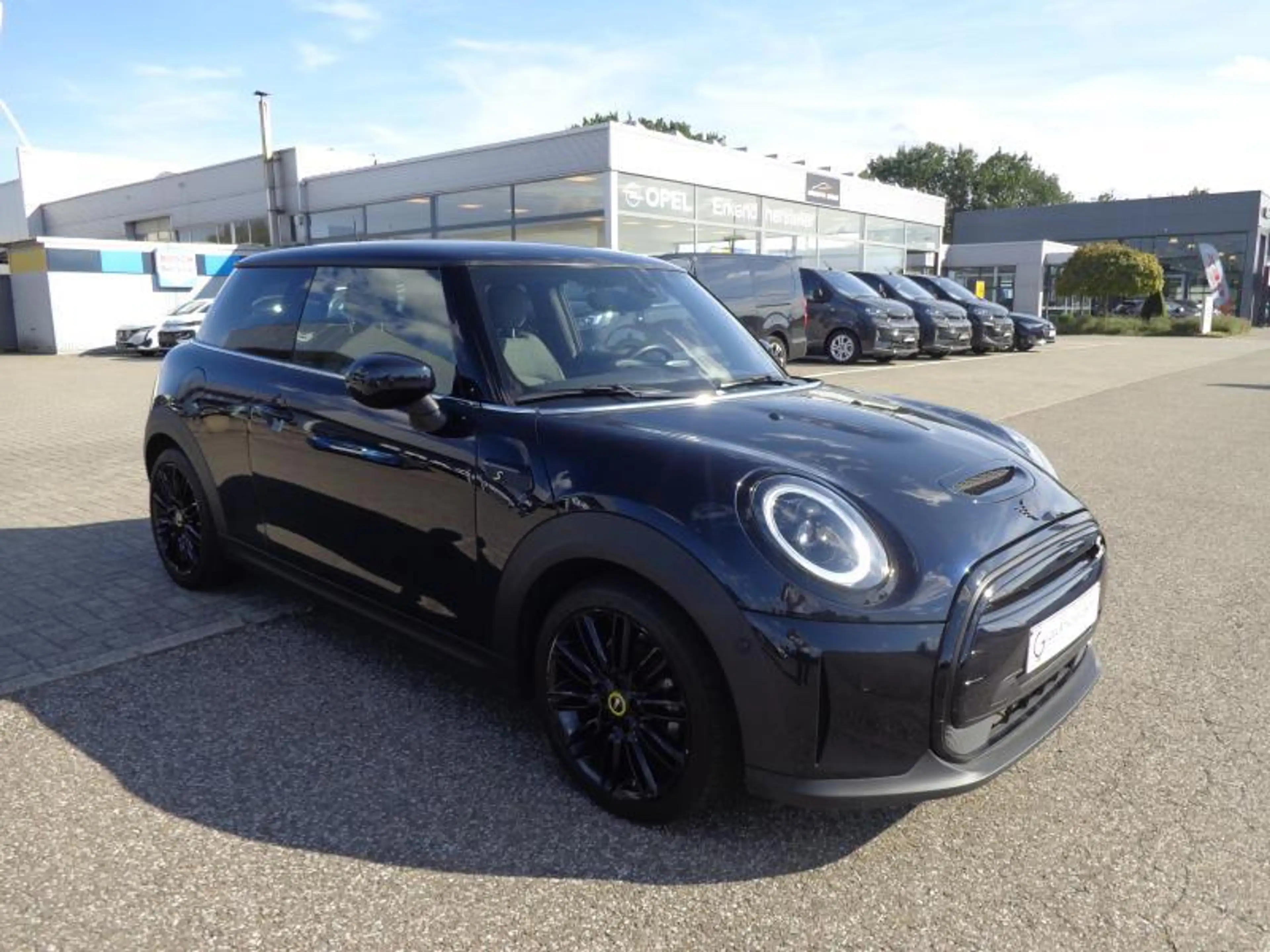 MINI Cooper SE Harman Kardon ! — photo 8