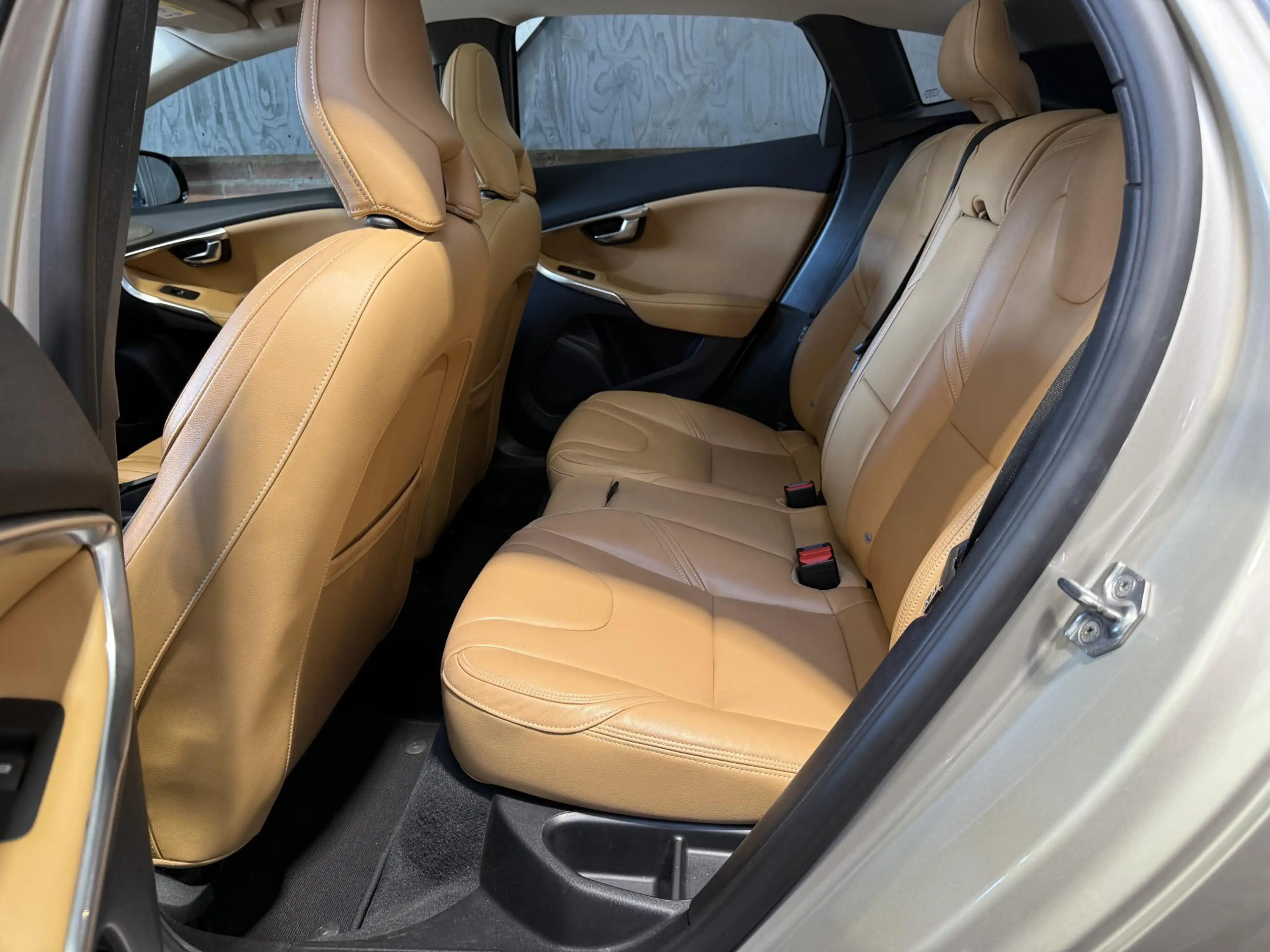 Volvo V40 Cross Country 2.0 T3 Summum | Trekhaak | Leder | Power Seats | S — photo 4