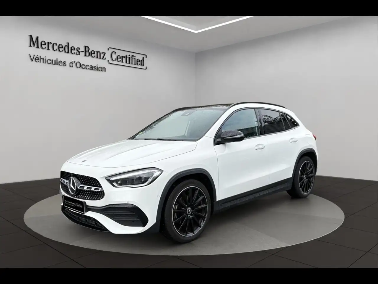 Mercedes-Benz GLA 200