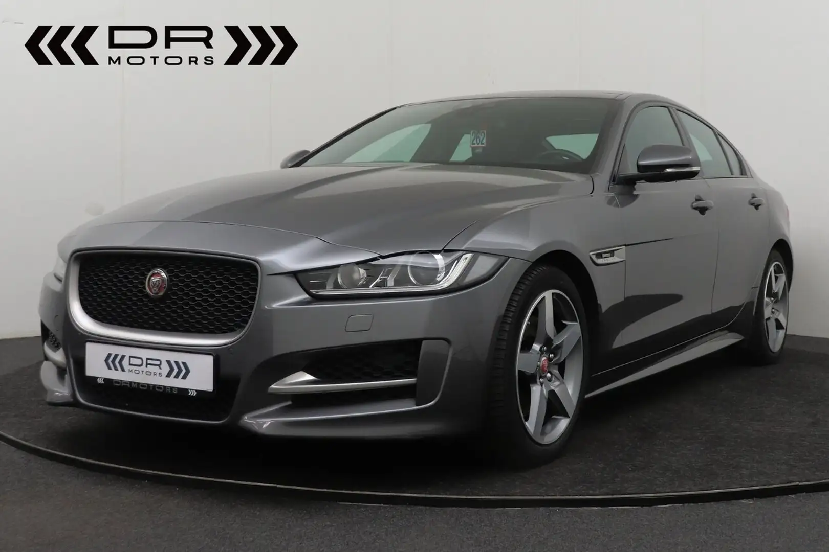 Jaguar XE R- Design - PANODAK - CAMERA - VERW ZETELS - KE... Beige - 1