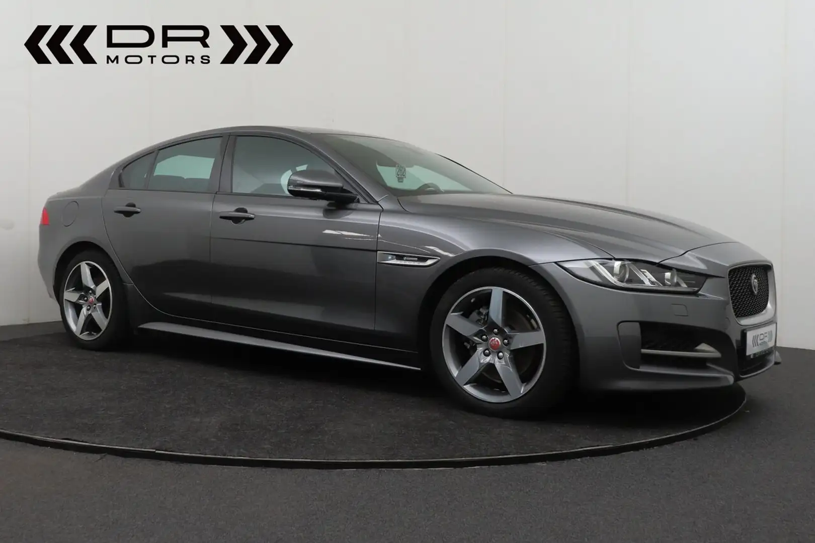 Jaguar XE R- Design - PANODAK - CAMERA - VERW ZETELS - KE... Beige - 2