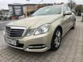 Mercedes-Benz E 220 E 220 CDI BlueEfficiency Automatik,Klima,Navi,PDC Beige - thumbnail 2