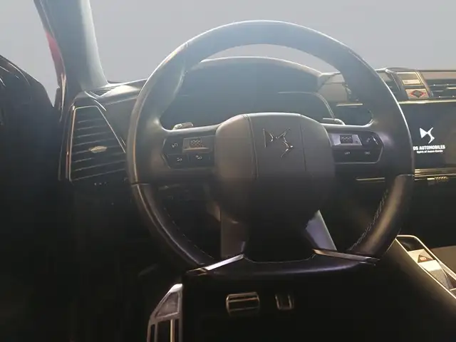 DS Automobiles DS 7 view 13