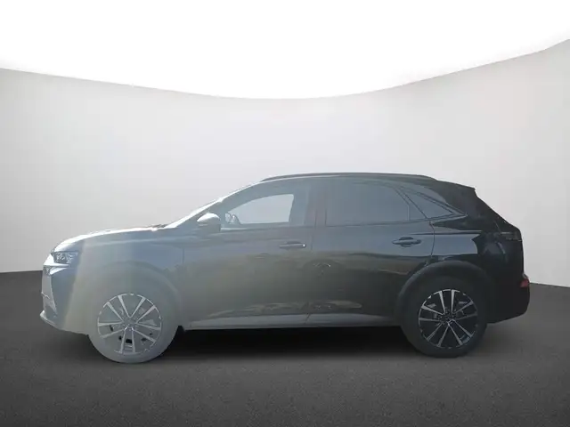 DS Automobiles DS 7 view 5