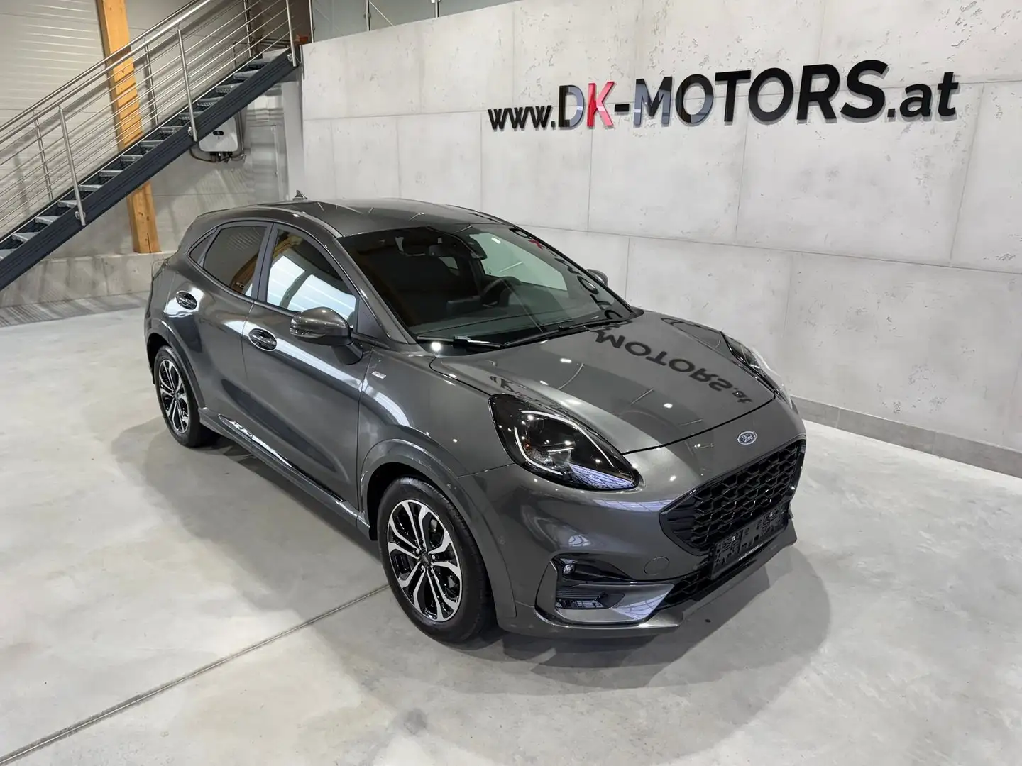 Ford Puma 1.0 EcoBoost / ST-Line / 1.Besitz / RFK / Navi / Grau - 2