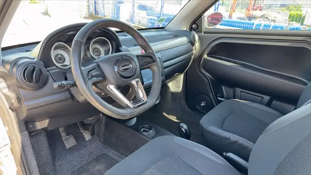 Microcar M.go view 8