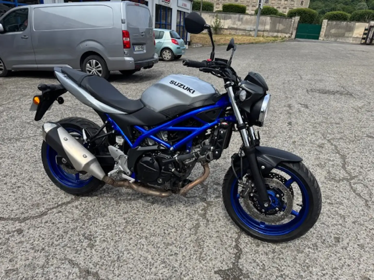 Suzuki SV 650 Szary - 1
