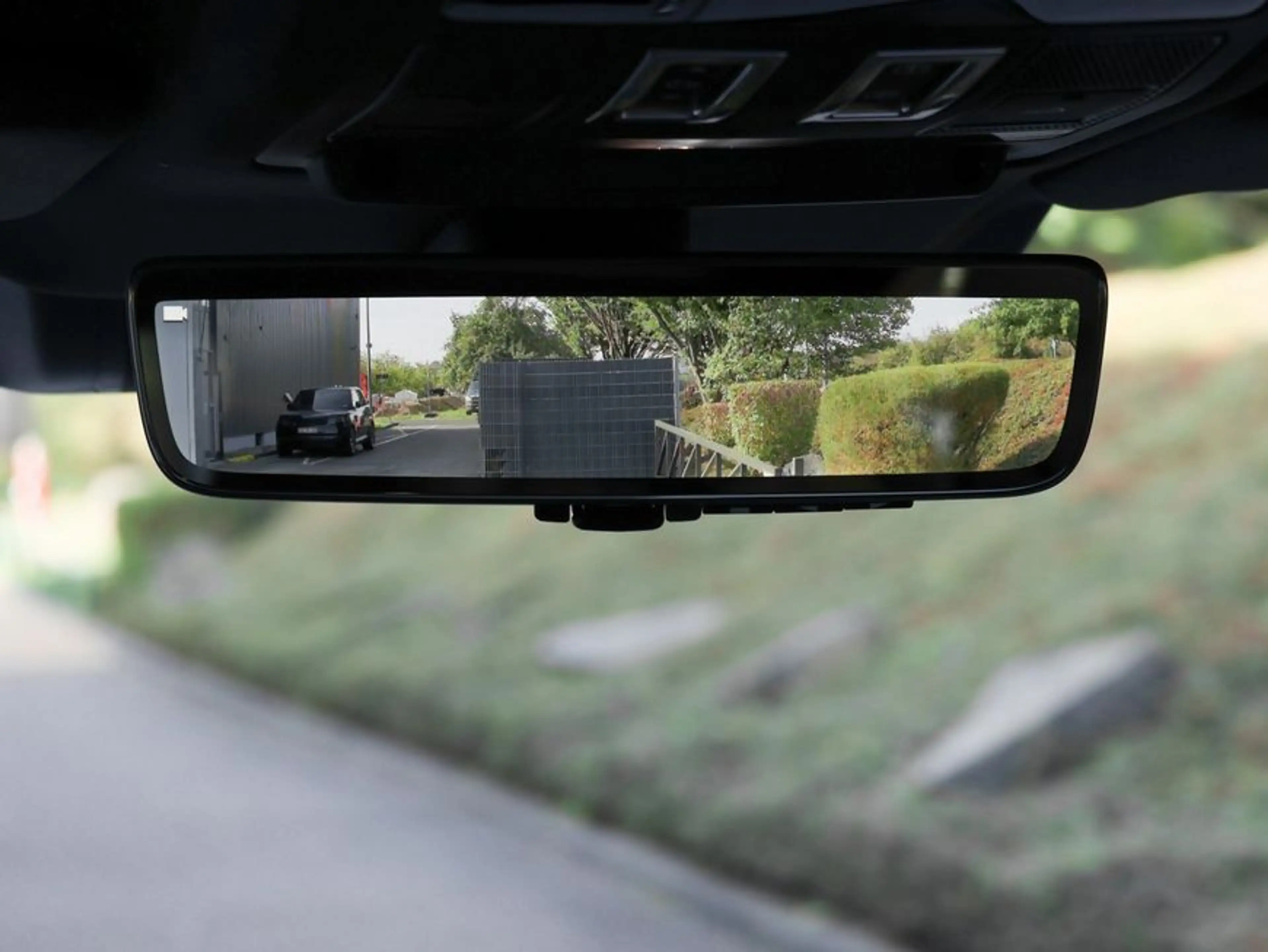 Land Rover Defender 110 D250 X-Dynamic SE 183 kW, 5-türig (Di — photo 11