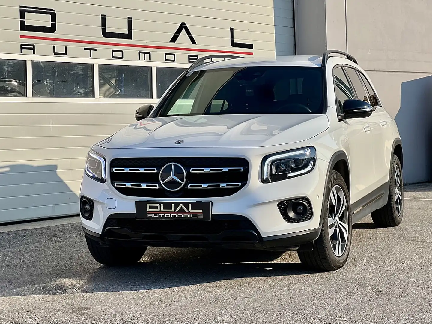 Mercedes-Benz GLB 200 GLB 200 d 4MATIC Aut./7SITZER/LED/ACC/RFK Weiß - 1
