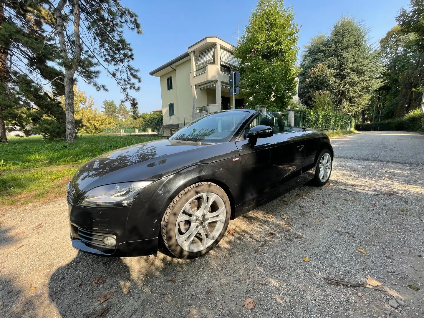 Audi TT Roadster 2.0 TFSI SLine Black - 1