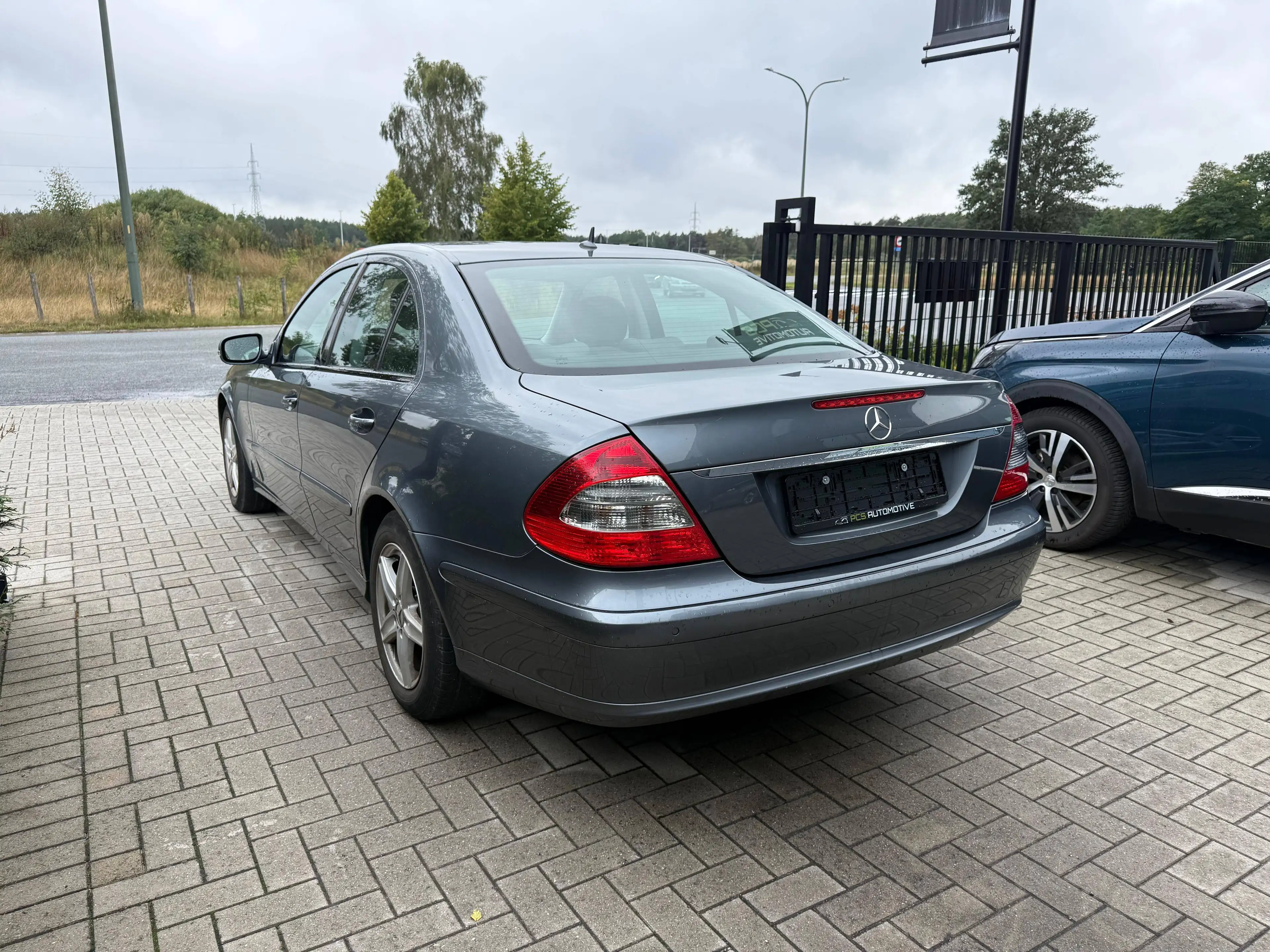 Mercedes-Benz E 200 CDI / 2.1 Diesel / Automaat / 170.000 km / 12 mnd Waarborg — photo 6