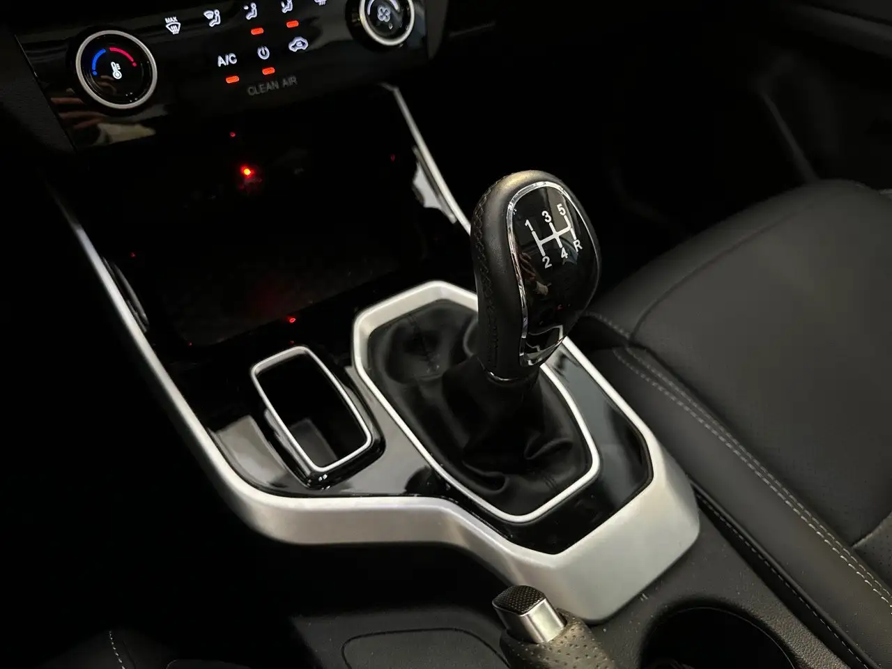 DR Automobiles DR5.0 1.5 GPL 16