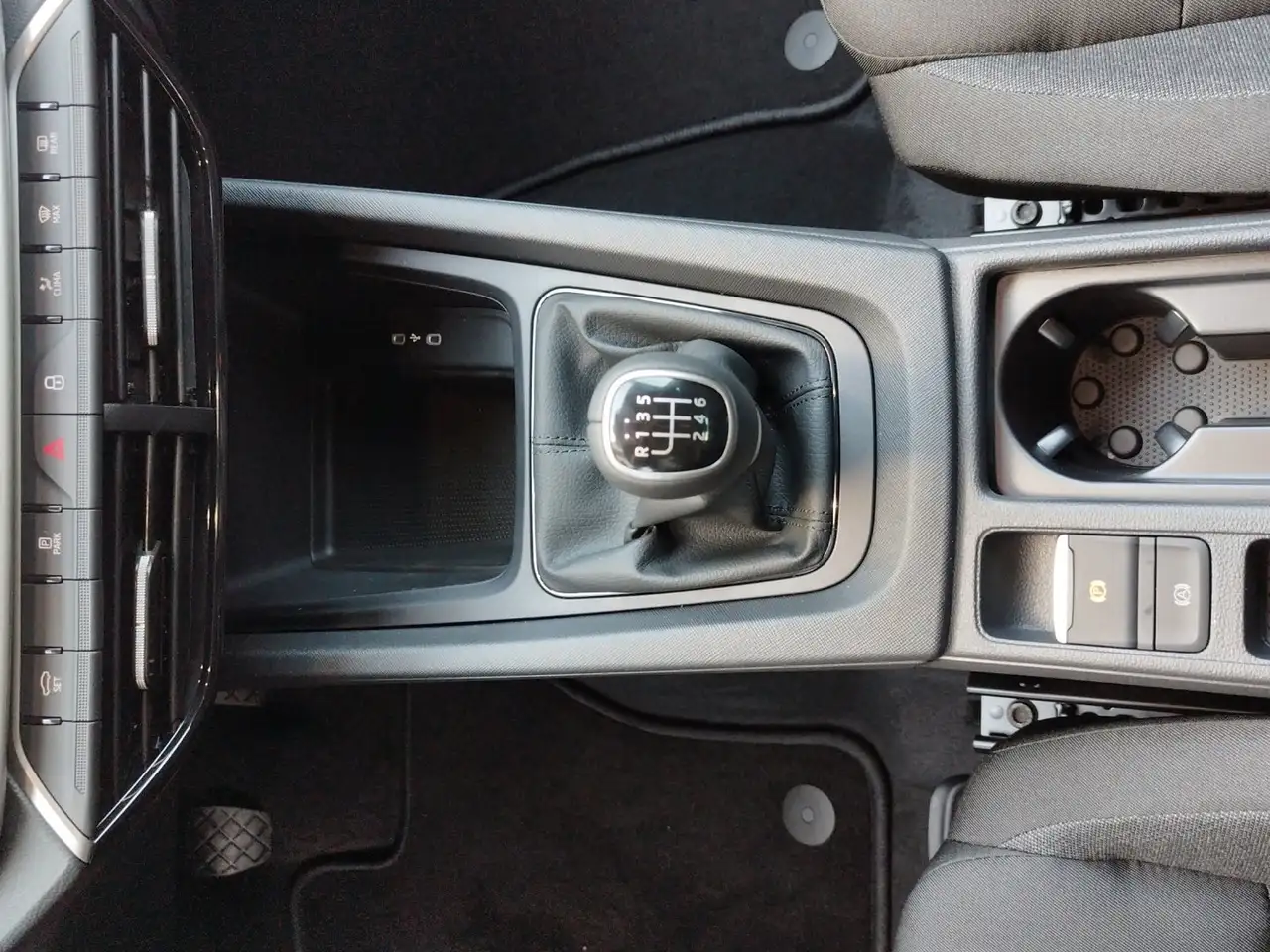 Skoda Octavia 2026 — фото 10