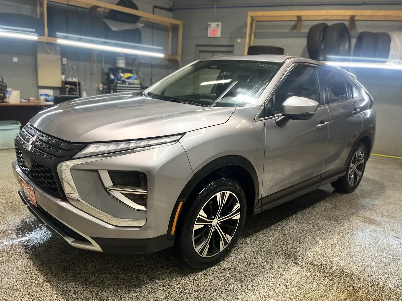 Mitsubishi Eclipse Cross снимка Mitsubishi Eclipse Cross