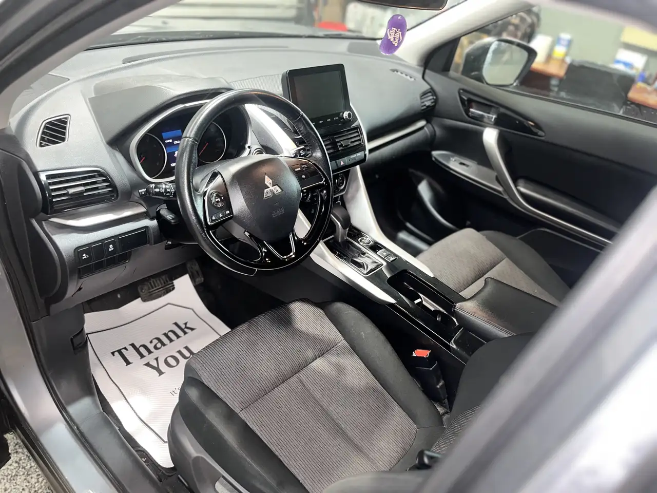 Mitsubishi Eclipse Cross снимка Mitsubishi Eclipse Cross