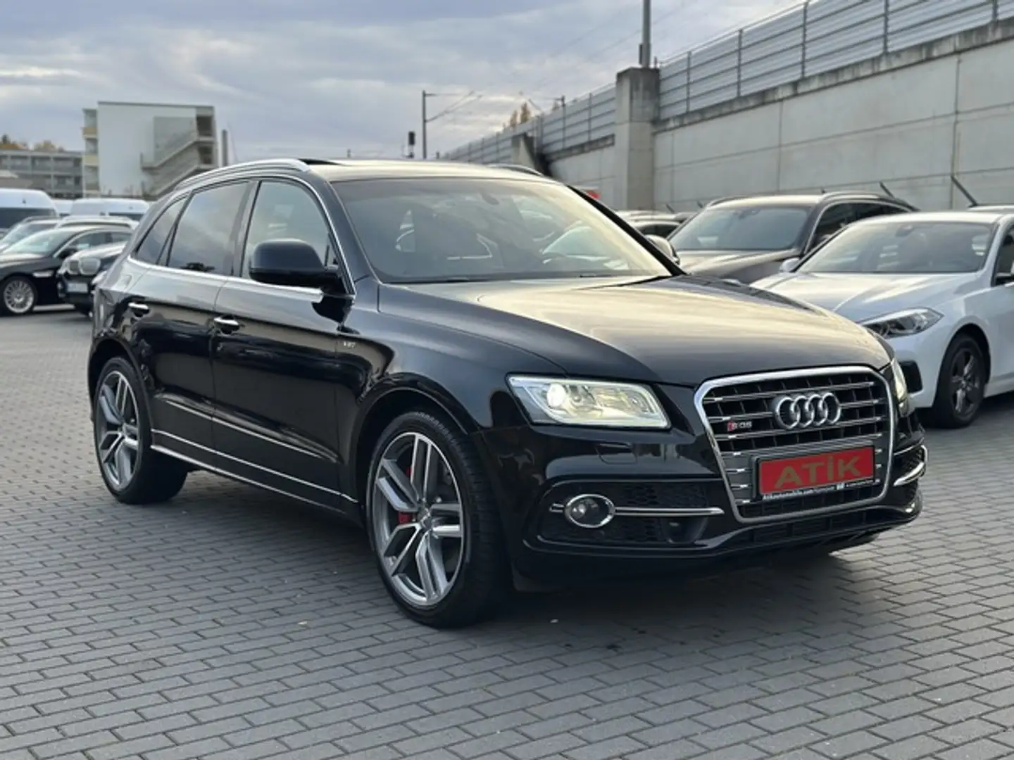 Audi SQ5 3.0 TDI COMPETITION QUATTRO PANO B&O ACC CAM Schwarz - 1