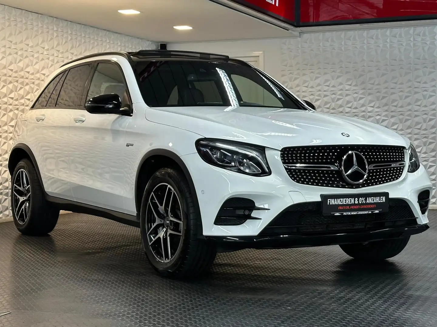 Mercedes-Benz GLC 43 AMG 4MATIC NIGHT* LED#TEMPO#PANO#CAM#NAVI Білий - 2