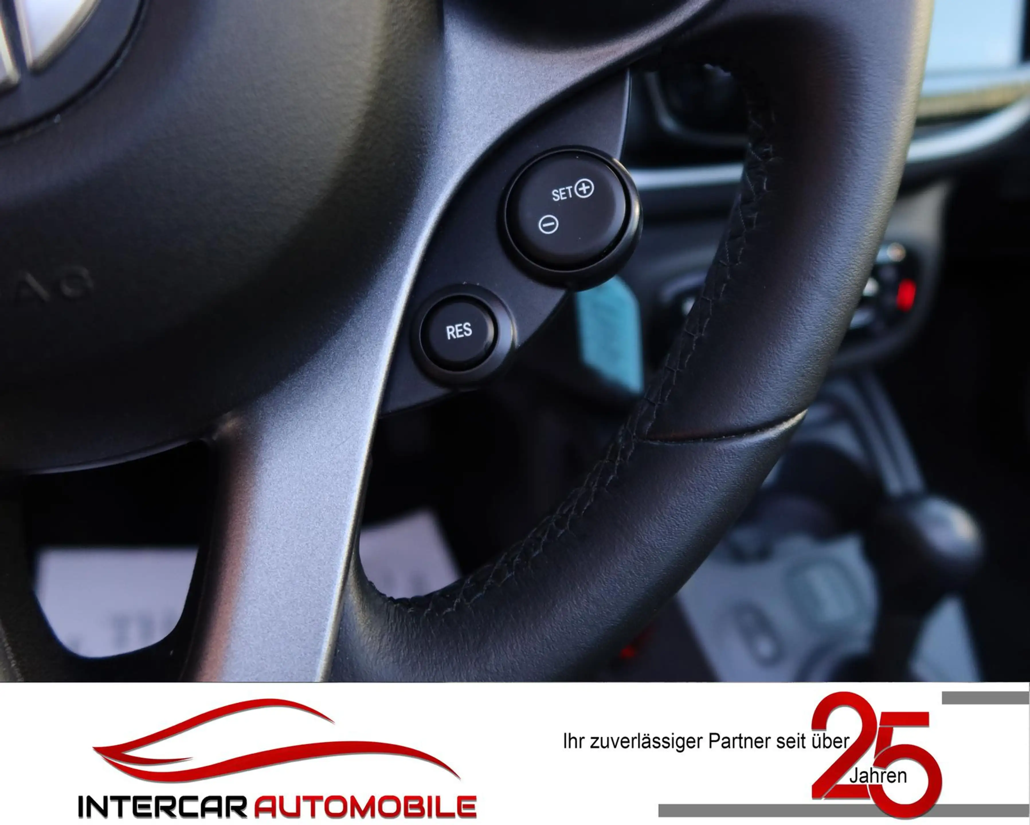 smart forTwo 1.0 Cabrio Autom. |Leder|PDC|Sitzhz.|LED — photo 10