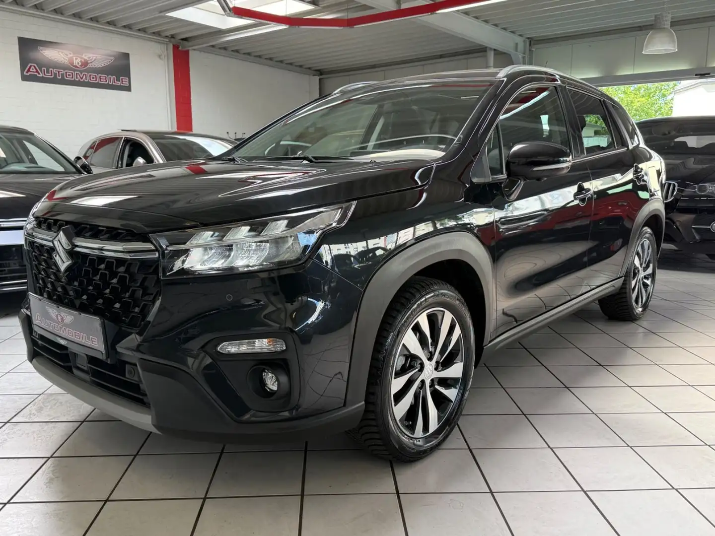 Suzuki (SX4) S-Cross Comfort+ AllGrip LED PANORAMA 360° Negru - 1