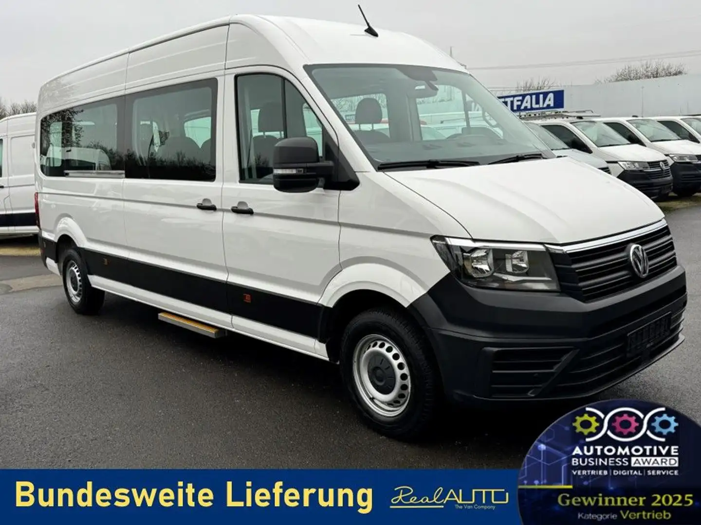 Volkswagen Crafter Kombi 35 LR Maxi L3H2 8-Sitzer*Rampe Weiß - 1