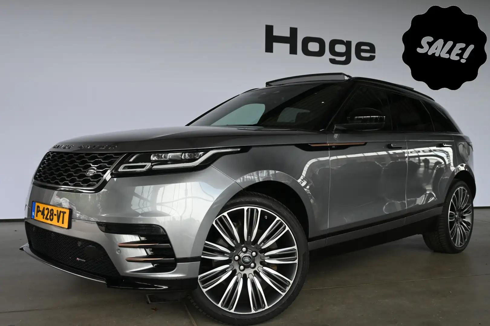 Land Rover Range Rover Velar 2.0 P400e R-Dynamic HSE Navigatie Clima Panoramada Grijs - 1
