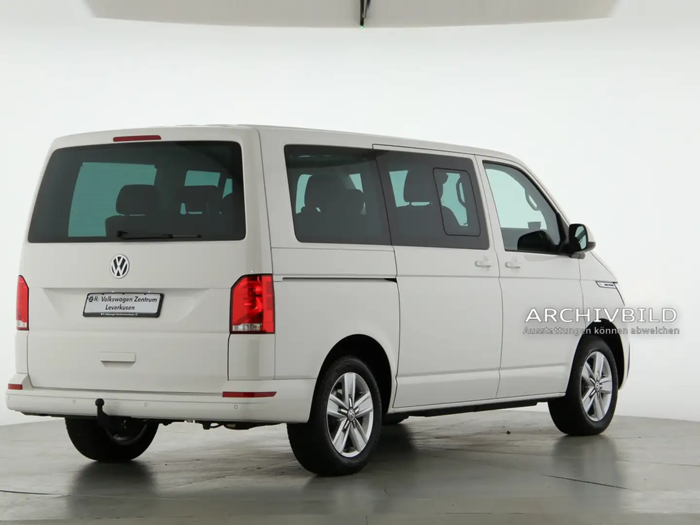 Volkswagen T6.1 Multivan Generation Six MEMORY NAVI VIRT Schwarz - 2