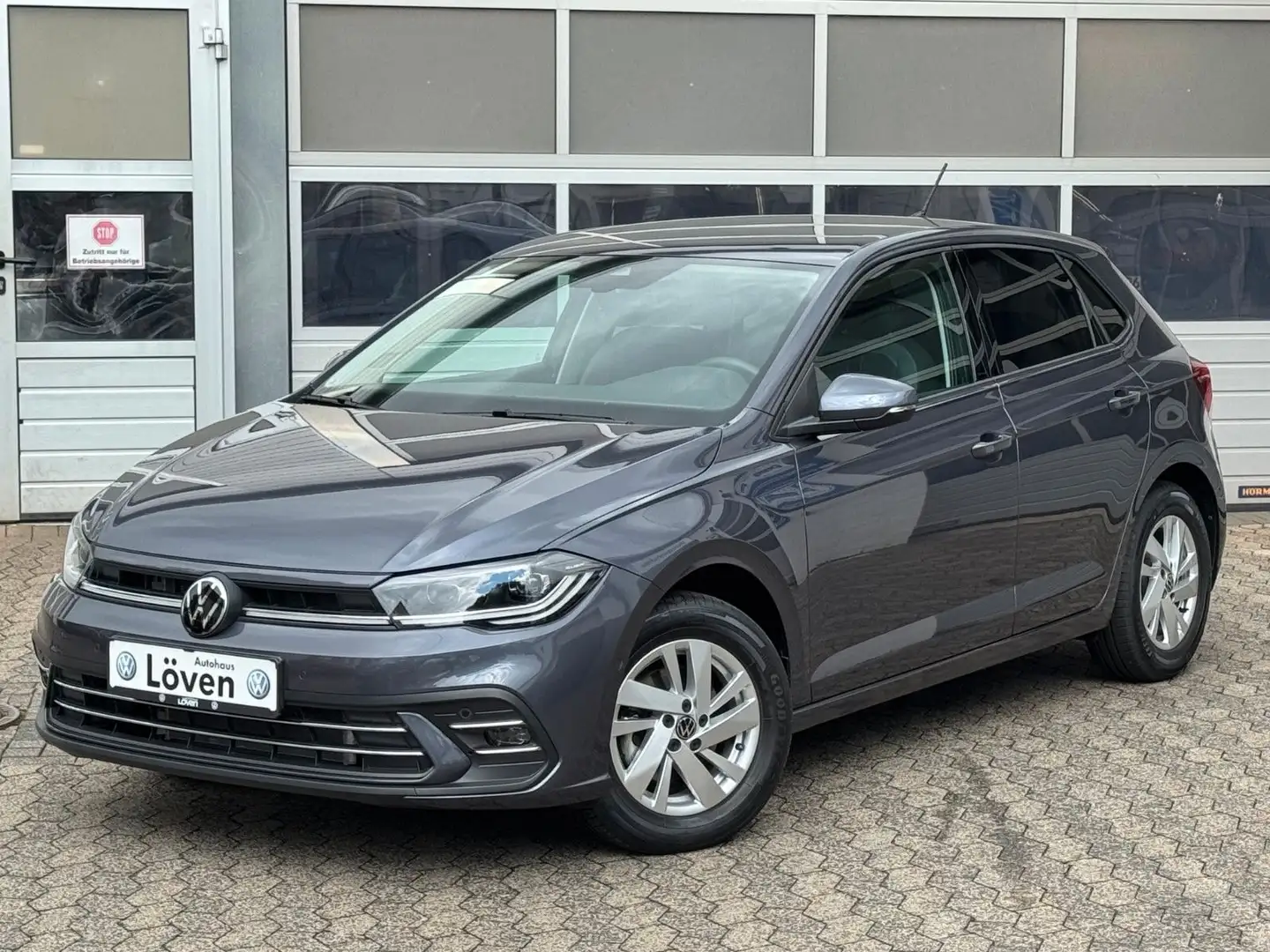 Volkswagen Polo 1.0 TSI DSG Style|ACC|SHZ|ParkAssist|AppCon Gris - 1